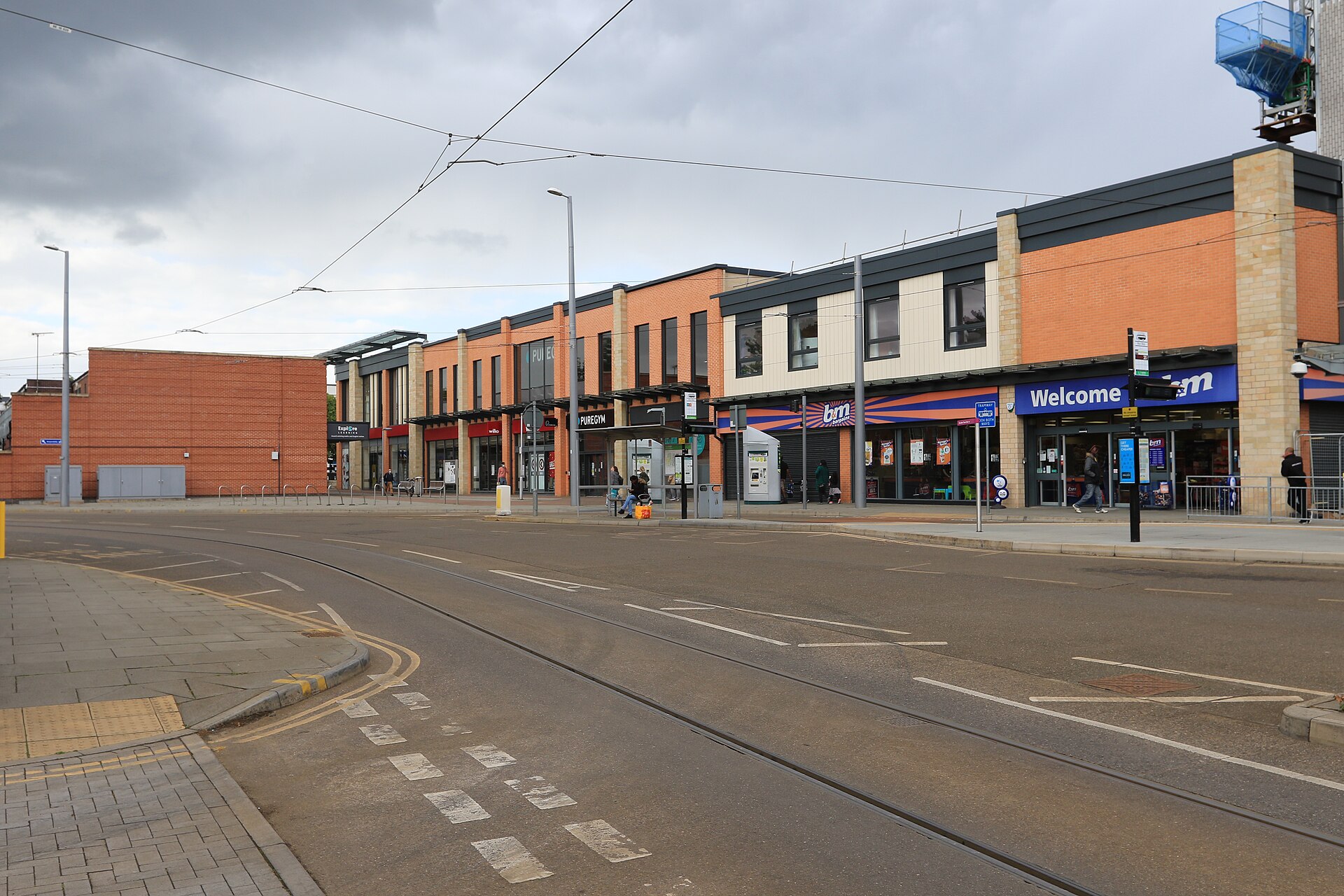 The Square, Beeston - geograph.org.uk - 6500428